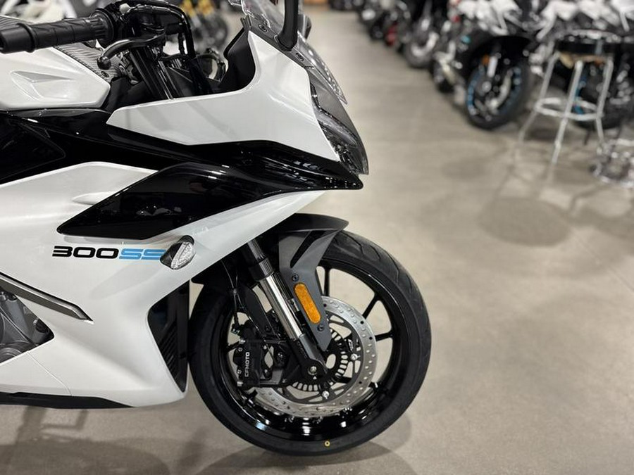 2025 CFMOTO 300SS