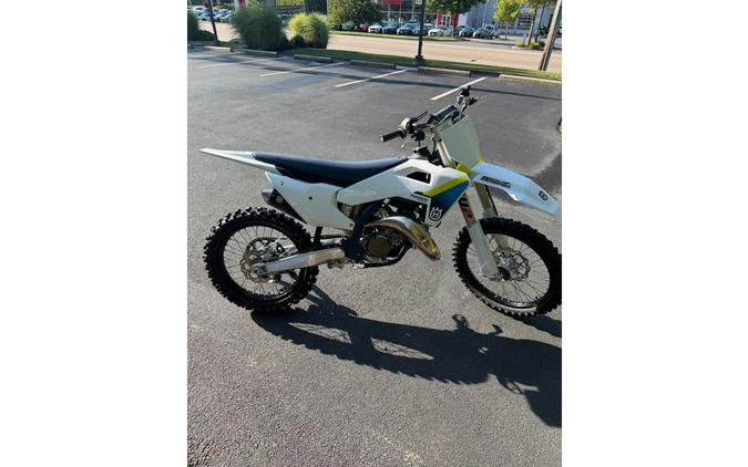 2025 TC 125 - Husqvarna Motorcycles