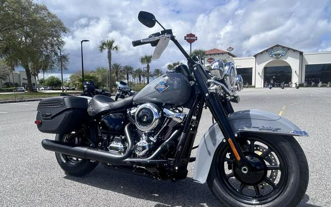 2026 Harley-Davidson® FLHC - Heritage Classic