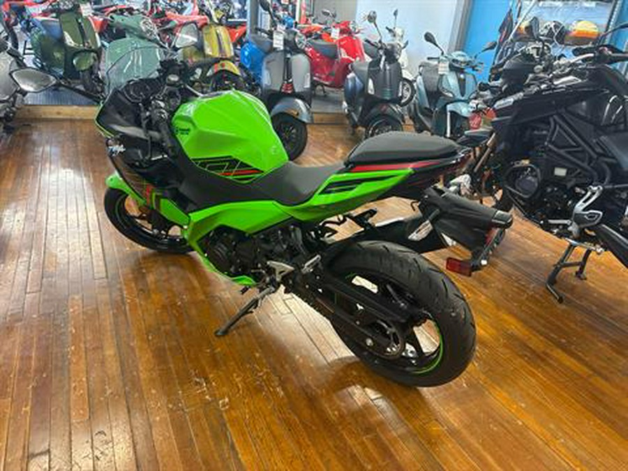 2023 Kawasaki Ninja 400 ABS KRT Edition