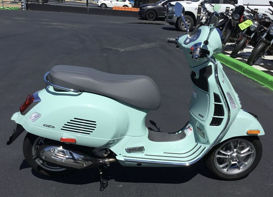 2023 Vespa GTS 300