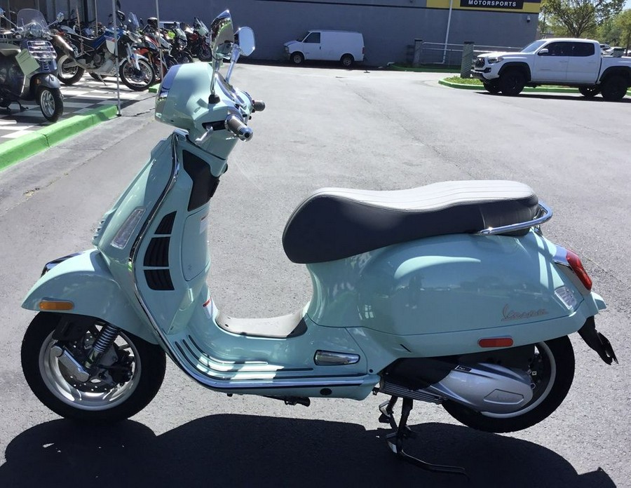 2023 Vespa GTS 300