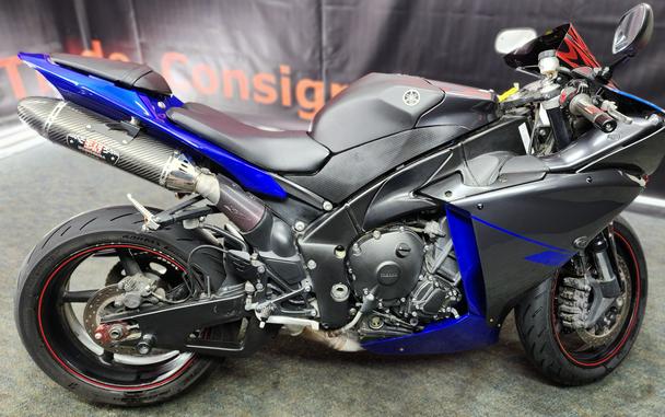 2013 Yamaha YZF-R1