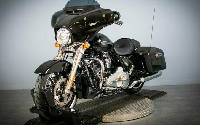 2023 Harley-Davidson Street Glide