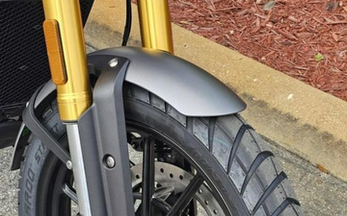 2025 Triumph Scrambler 400 X Carnival Red / Phantom Black Base