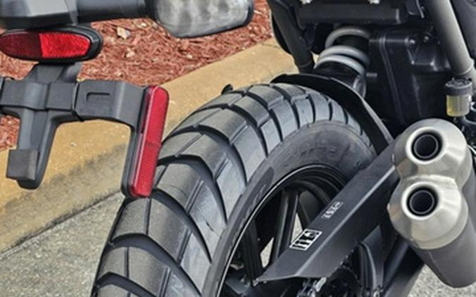 2025 Triumph Scrambler 400 X Carnival Red / Phantom Black Base