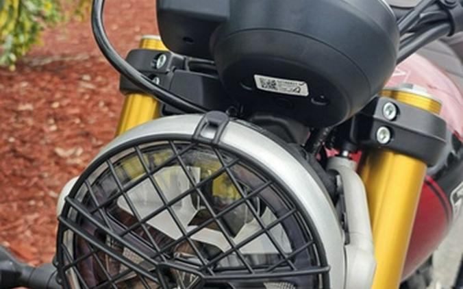 2025 Triumph Scrambler 400 X Carnival Red / Phantom Black Base