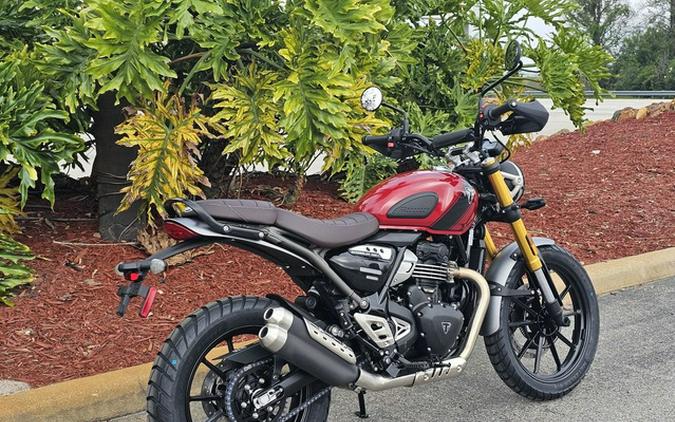 2025 Triumph Scrambler 400 X Carnival Red / Phantom Black Base