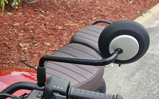 2025 Triumph Scrambler 400 X Carnival Red / Phantom Black Base