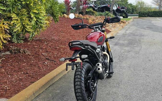 2025 Triumph Scrambler 400 X Carnival Red / Phantom Black Base