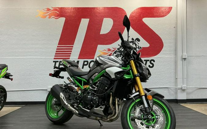 2025 Kawasaki ZR900TSFNL