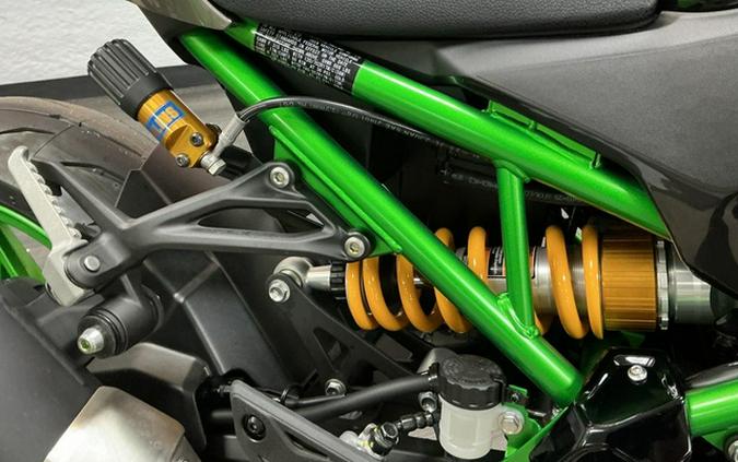 2025 Kawasaki ZR900TSFNL