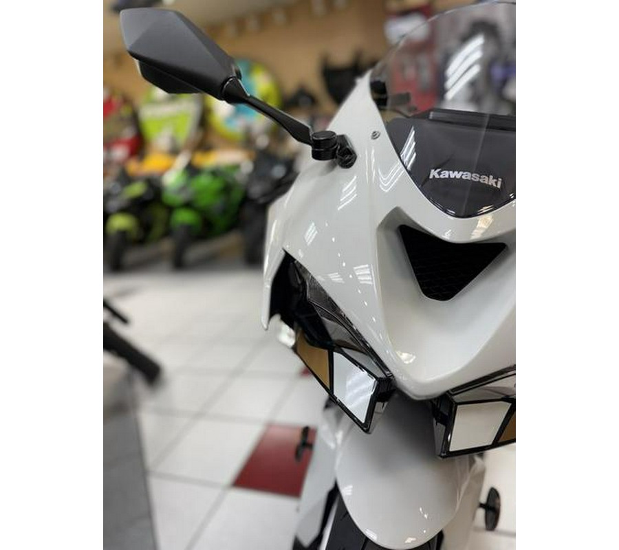 2026 Kawasaki Ninja® ZX™-6R ABS