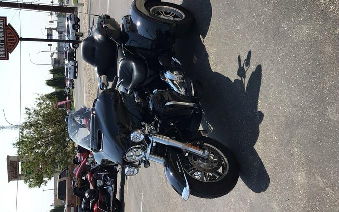 2021 HARLEY-DAVIDSON TRI GLIDE ULTRA BASE