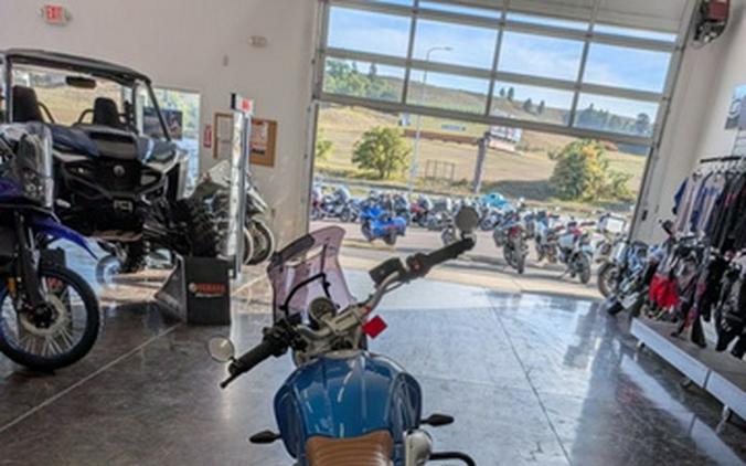 2022 BMW R nineT Scrambler 719 Cosmic Blue Metallic / Light White Scrambler