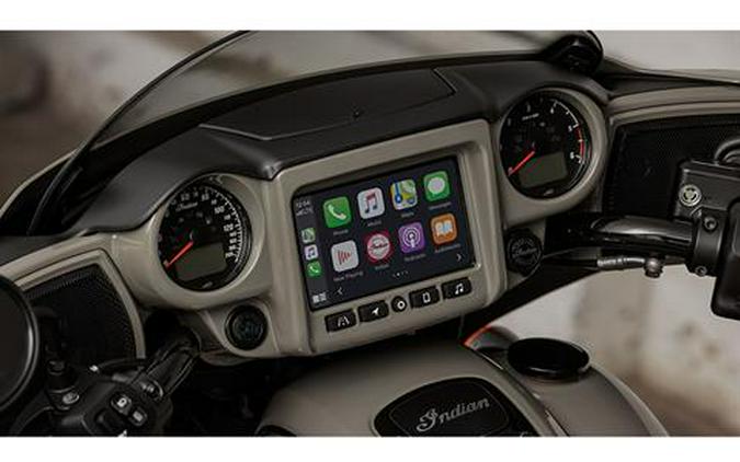 2024 Indian Motorcycle Chieftain® Dark Horse® with PowerBand Audio Package