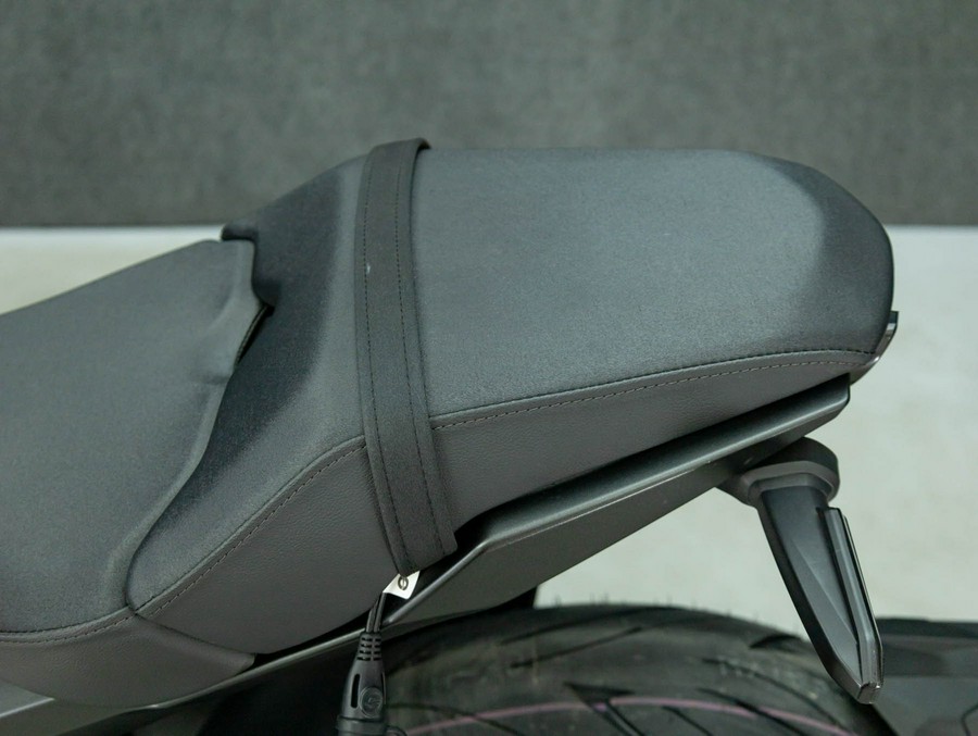 2021 HONDA CB1000R BLACK EDITION W/ABS