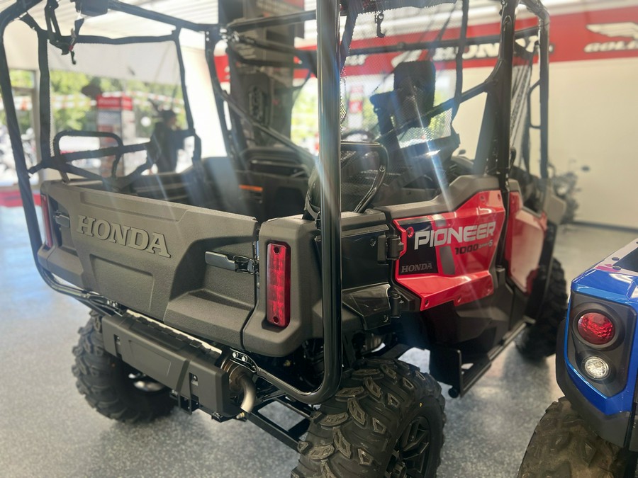 2024 Honda Pioneer 1000-5 Deluxe