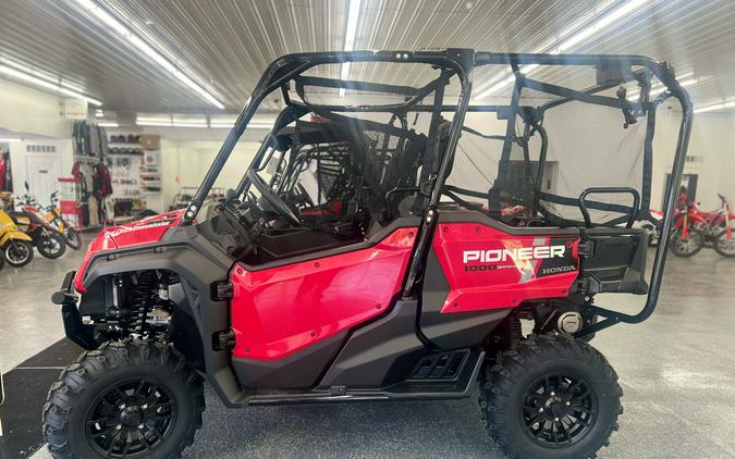 2024 Honda Pioneer 1000-5 Deluxe