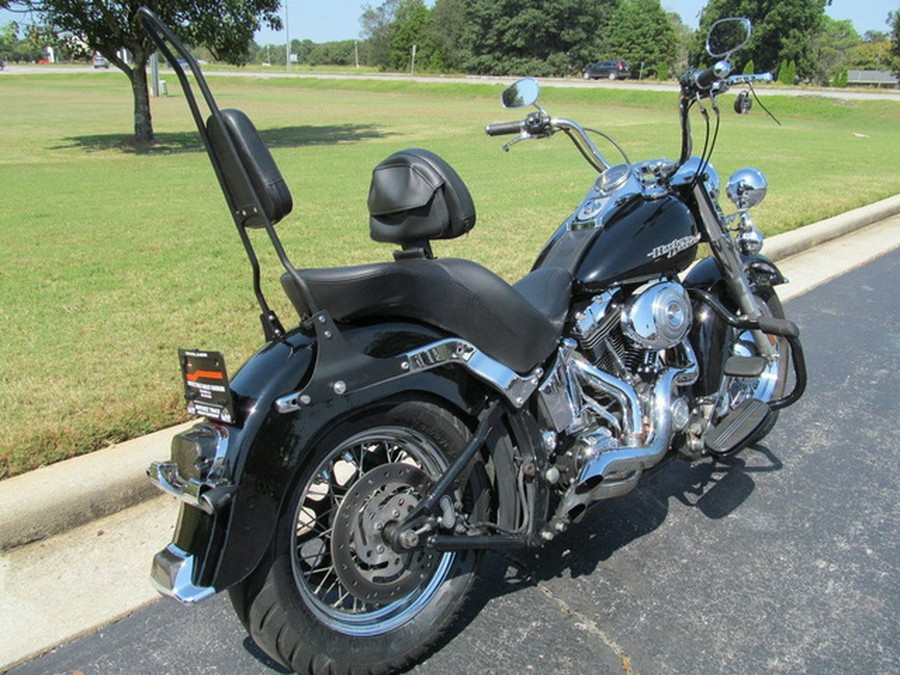 2004 Harley-Davidson Softail FLSTC - Heritage Classic