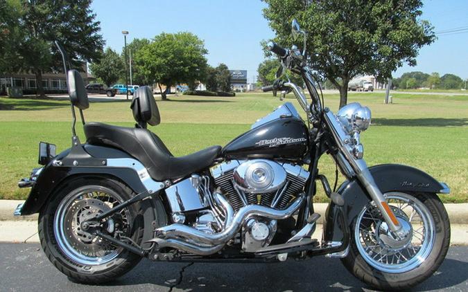 2004 Harley-Davidson Softail FLSTC - Heritage Classic