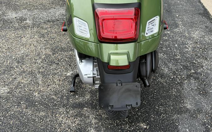 2027 Vespa GTS 310