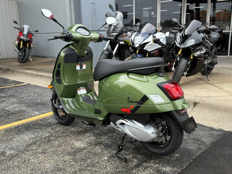 2027 Vespa GTS 310