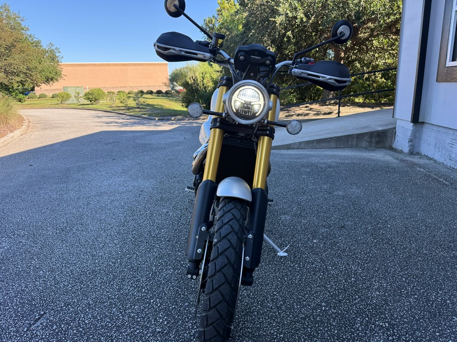 2026 Triumph Scrambler 1200 XE
