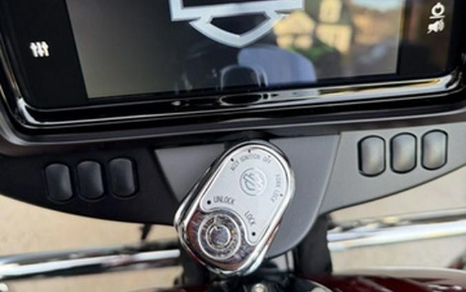 2019 Harley-Davidson FLHX - Street Glide