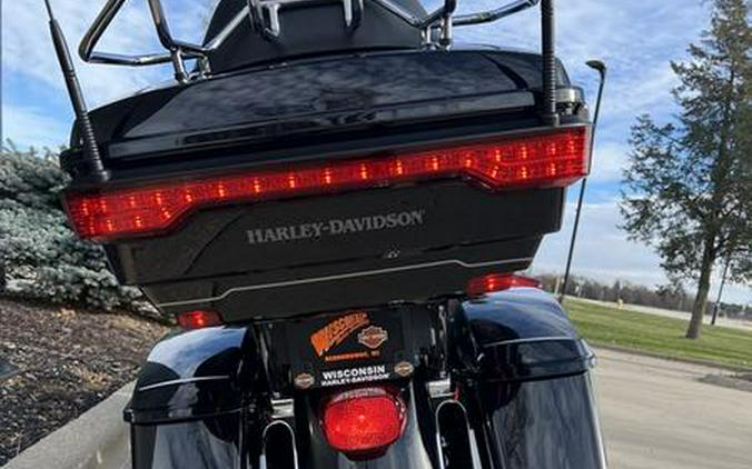 2015 Harley-Davidson® FLHTK - Ultra Limited