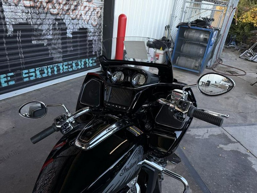 2026 Indian Motorcycle® Challenger® Limited Black Metallic