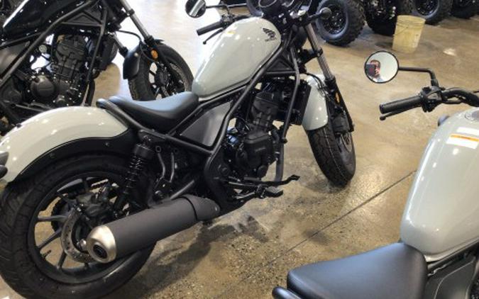 2026 Honda Rebel 300 E-Clutch