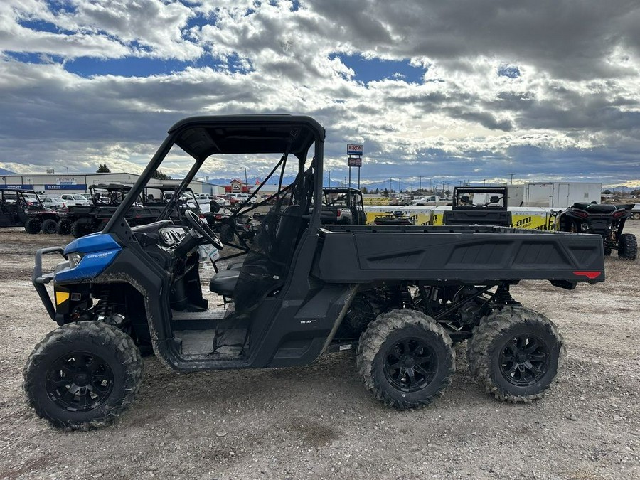 2023 Can-Am® Defender 6x6 XT HD10