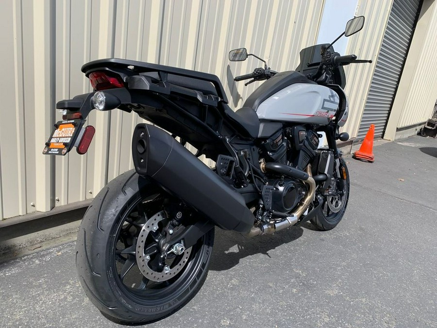 2025 Harley-Davidson® RA1250ST - Pan America® 1250 ST