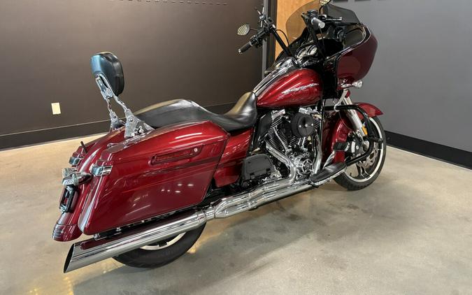 2016 Harley-Davidson® Road Glide® Special Velocity Red Sunglo