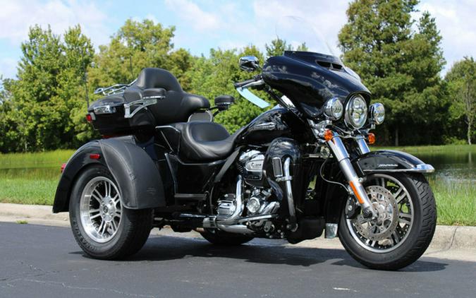 2020 Harley-Davidson Trike FLHTCUTG - Tri Glide Ultra