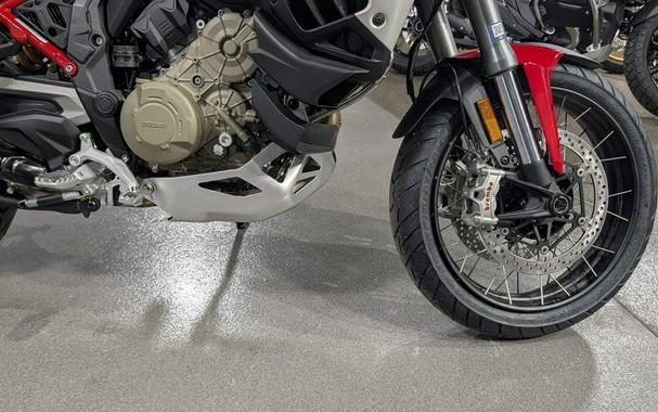 2025 Ducati MTS V4S RALLY RED