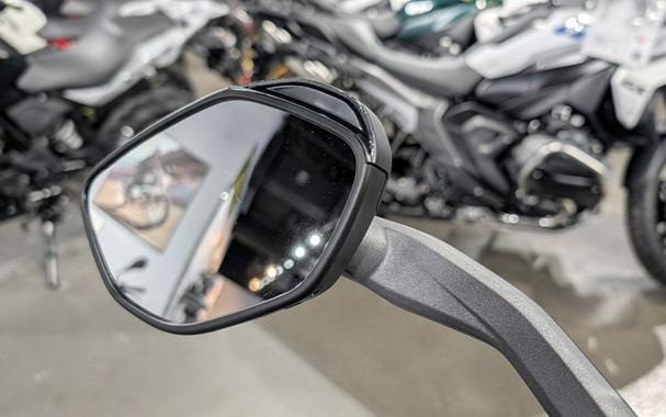 2025 Ducati MTS V4S RALLY RED