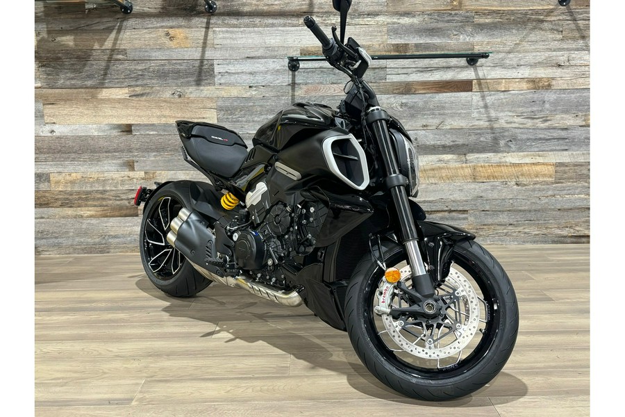 2023 Ducati DIAVEL V4