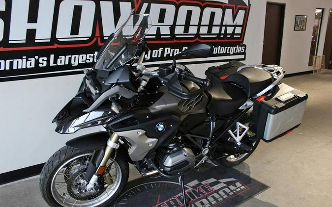 2017 BMW R 1200 GS Standard Black Storm Metallic