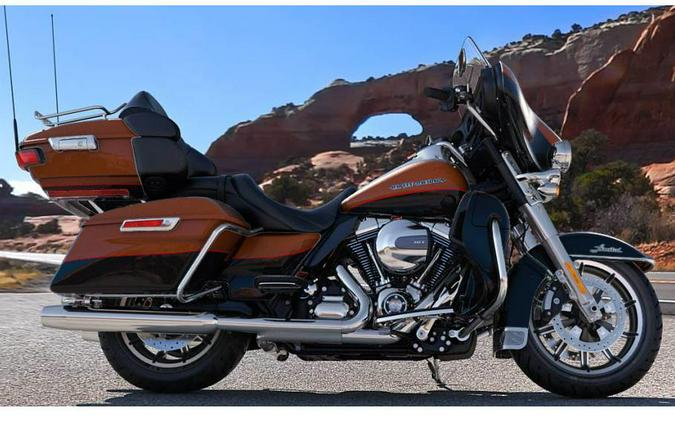 2015 Harley-Davidson® FLHTKL Ultra Limited Low - Two-Tone Option
