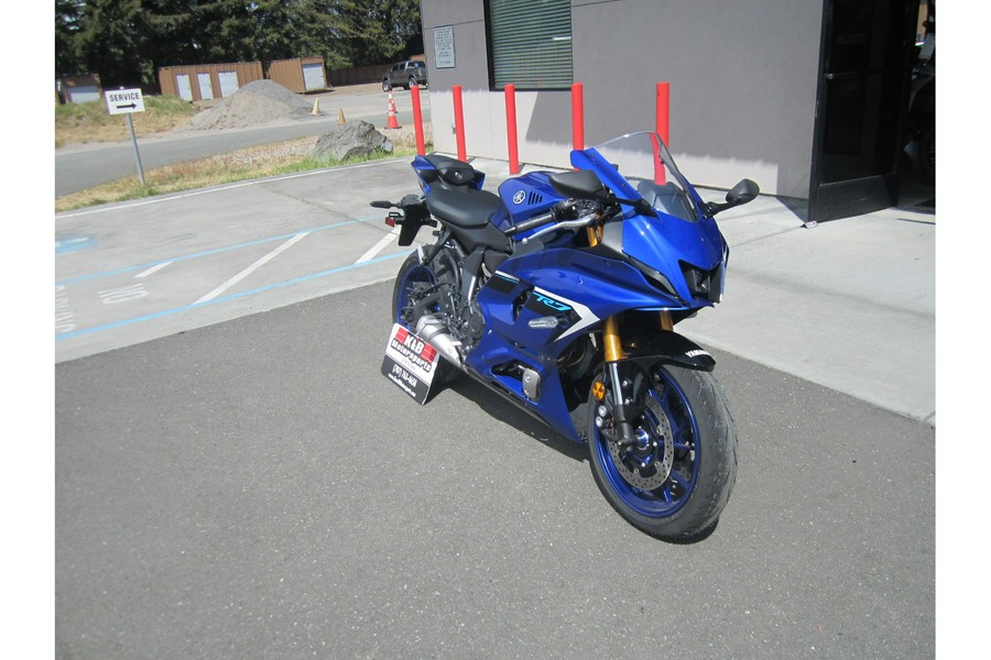 2025 Yamaha YZF-R7