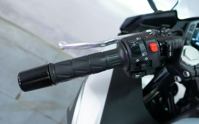2025 Kawasaki Ninja® 500