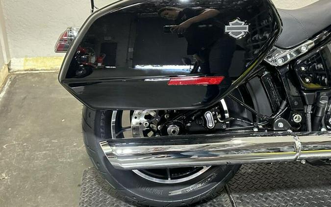 2026 Harley-Davidson® Low Rider® ST VIVID BLACK
