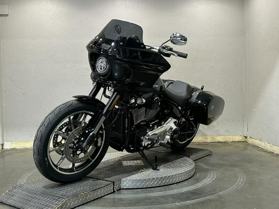 2026 Harley-Davidson® Low Rider® ST VIVID BLACK