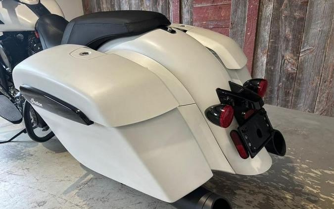 2019 Indian Motorcycle® Chieftain Dark Horse® White Smoke