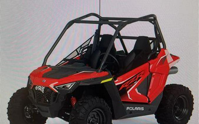 2025 Polaris RZR 200 EFI