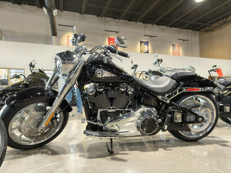 2026 Harley-Davidson® Fat Boy® Vivid Black - Chrome