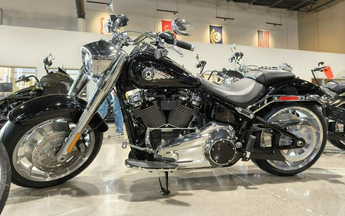 2026 Harley-Davidson® Fat Boy® Vivid Black - Chrome