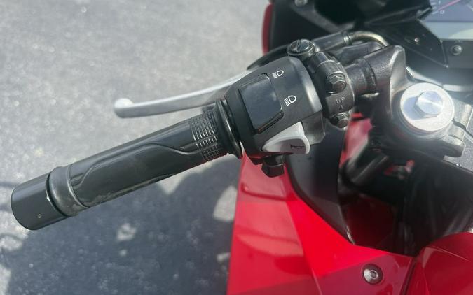 2022 Honda CBR300R ABS